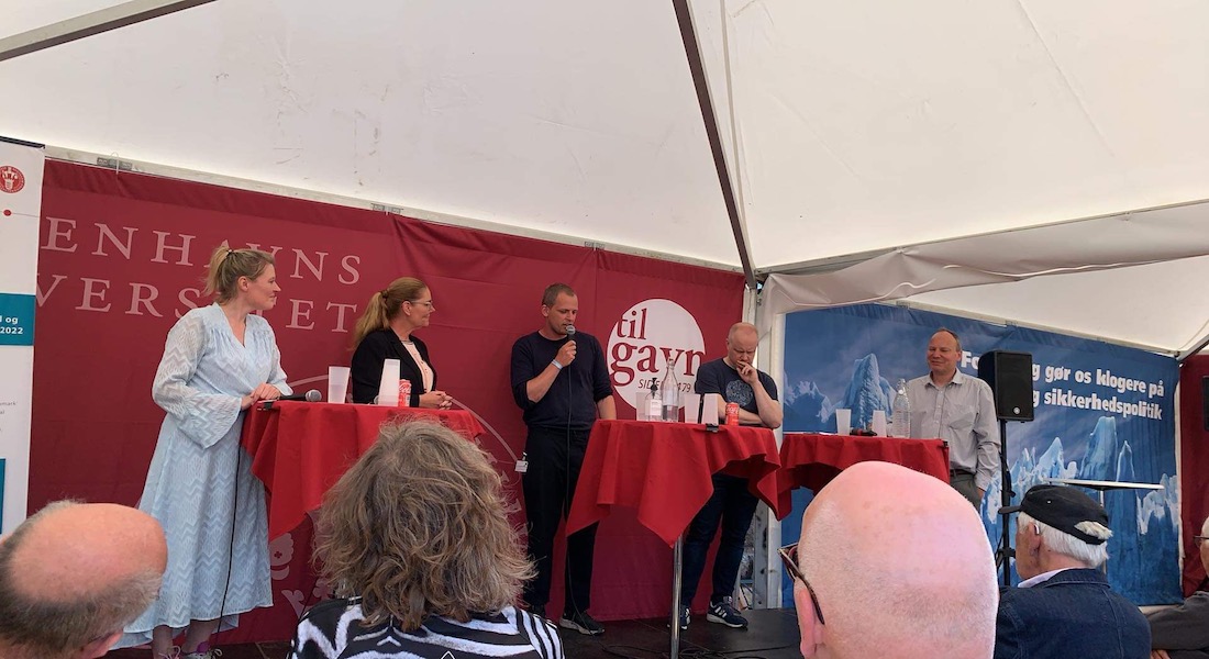 Public debate at Folkemødet chaired by the DISTRACT team